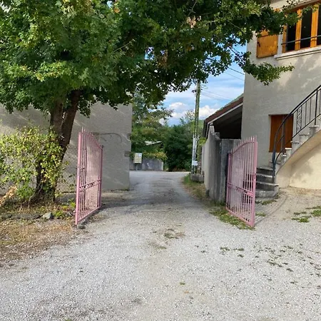Maison Zen Et Jacuzzi Proche Des Passerelles Himalayennes De Monteynard *